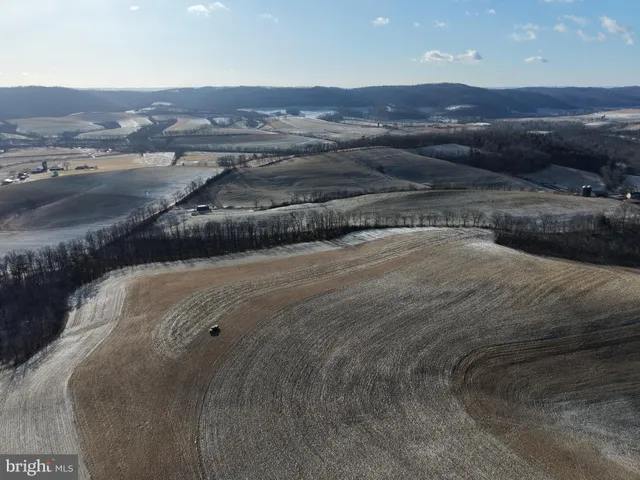 a view of outdoor space and city view