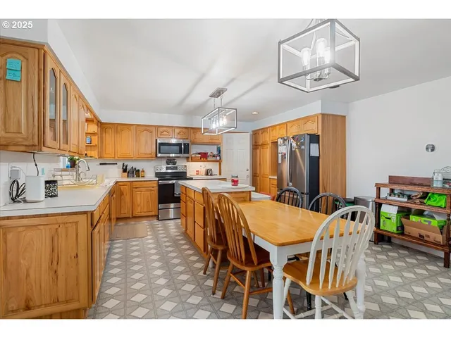 $470,000 | 4086 Judy Avenue Northeast, Salem, OR 97305