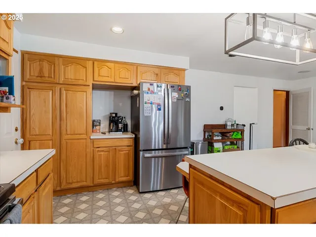 $470,000 | 4086 Judy Avenue Northeast, Salem, OR 97305