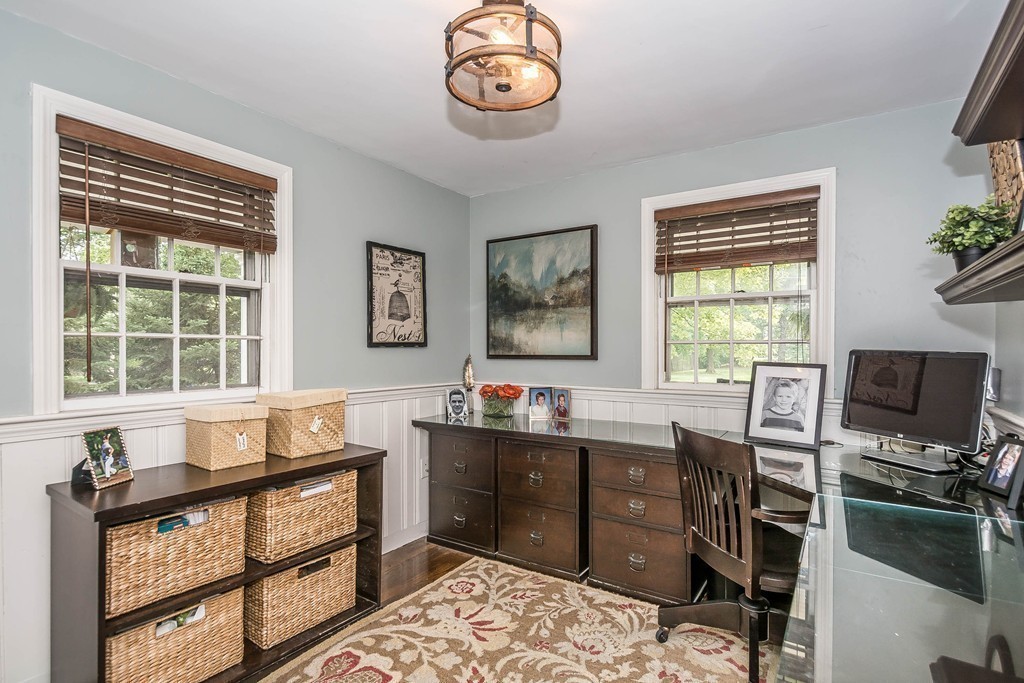 35 Avalon Road Reading, MA 01867 - Photo 22 of 30