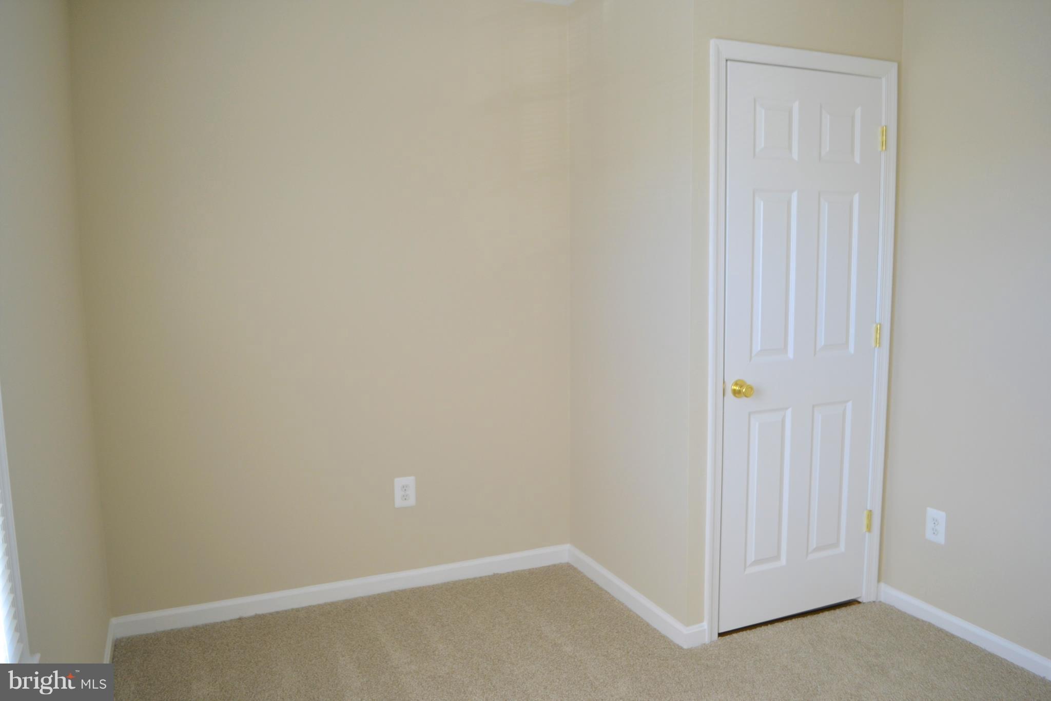 8540 Milford Court, Unit 897 Springfield, VA 22152 - Photo 27 of 30 Bedroom #2 - Upper Level