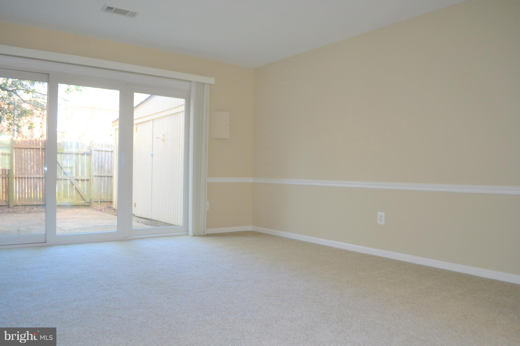 8540 Milford Court, Unit 897 Springfield, VA 22152 - Photo 10 of 30 Living Room - Main Floor