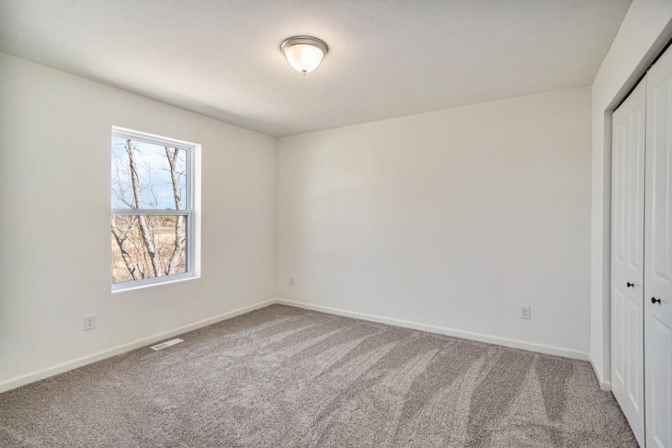 6225 Comiskey Road Stevensville, MI 49127 - Photo 14 of 31 23-APP056-E2390-BR2