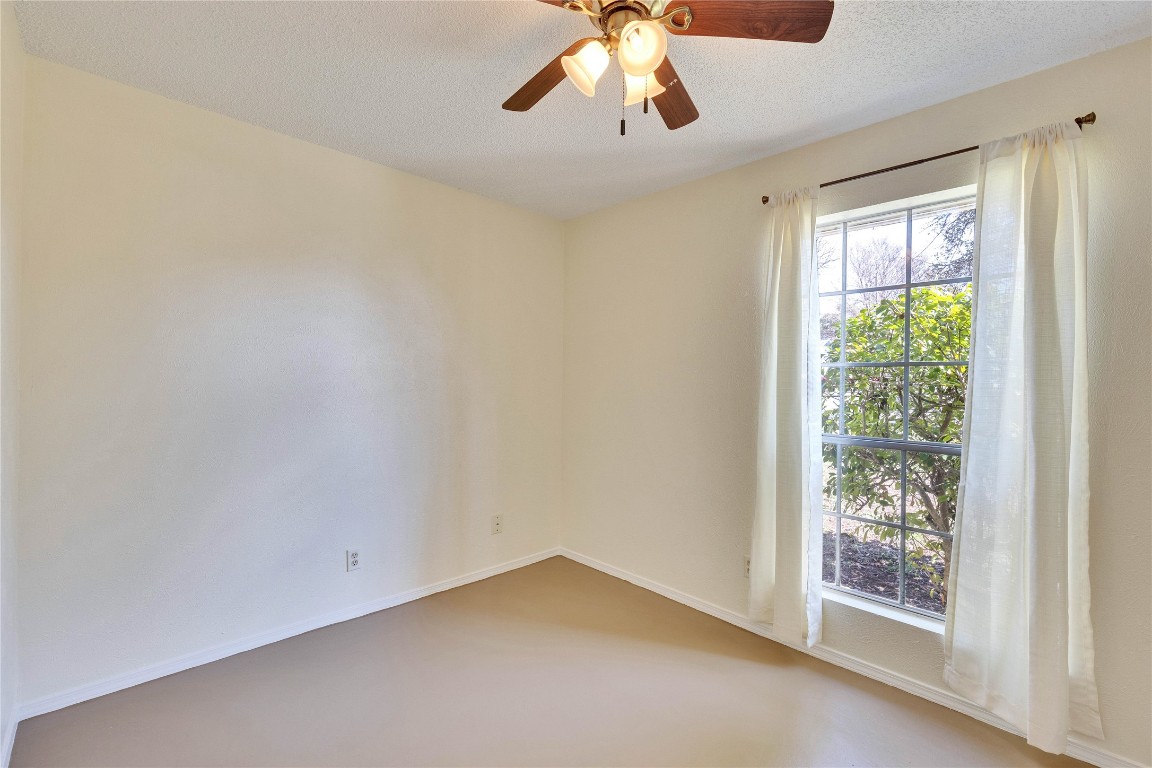 1002 Bodark Lane Austin, TX 78745 - Photo 25 of 35 an empty room with a window