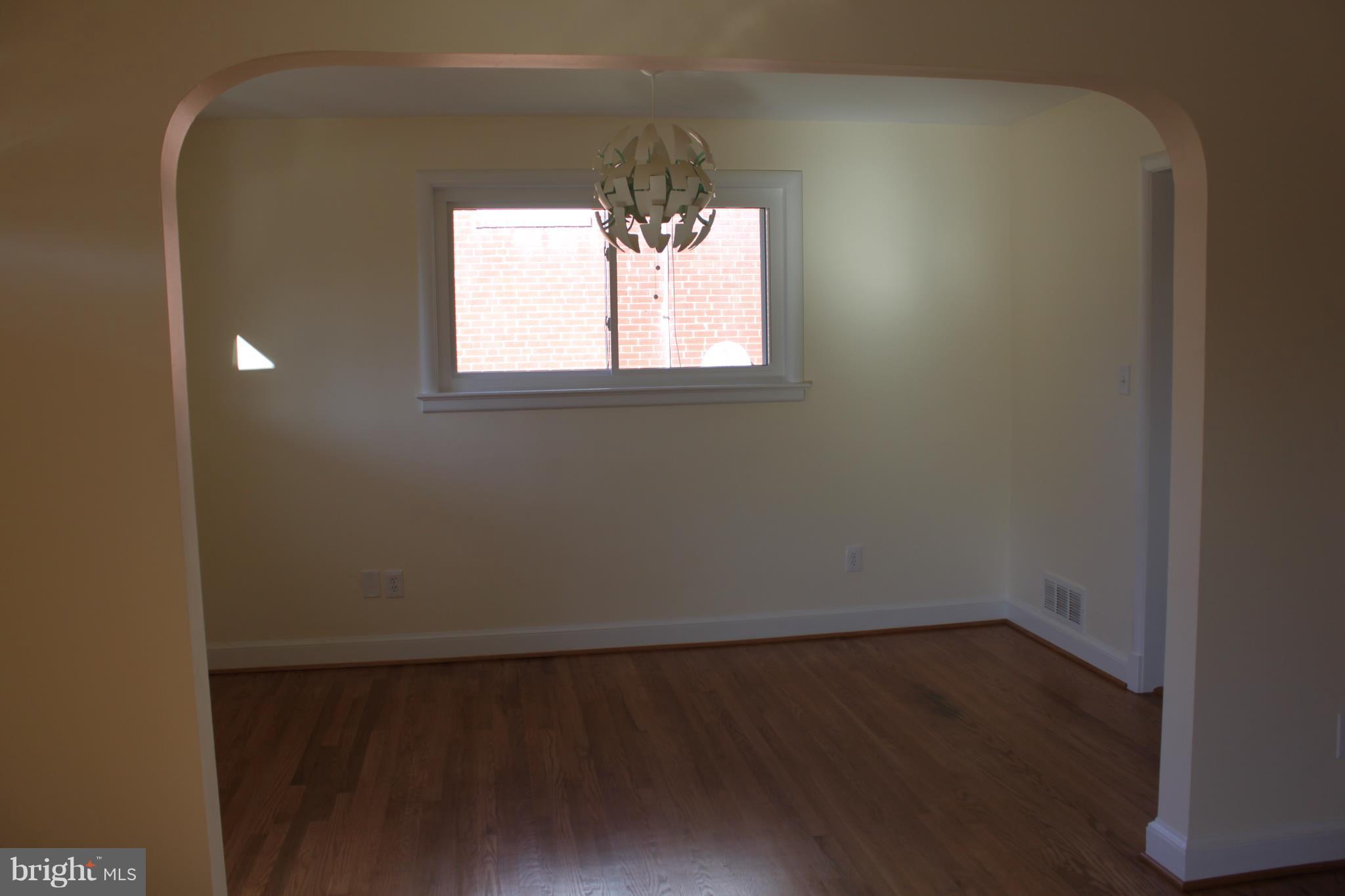10203 Brunswick Avenue Silver Spring, MD 20902 - Photo 17 of 31 Dining Room