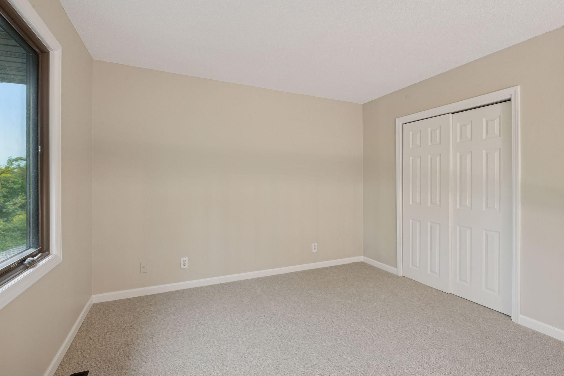 9036 Neill Lake Road, Unit A Eden Prairie, MN 55347 - Photo 28 of 52 Gallery Image 28