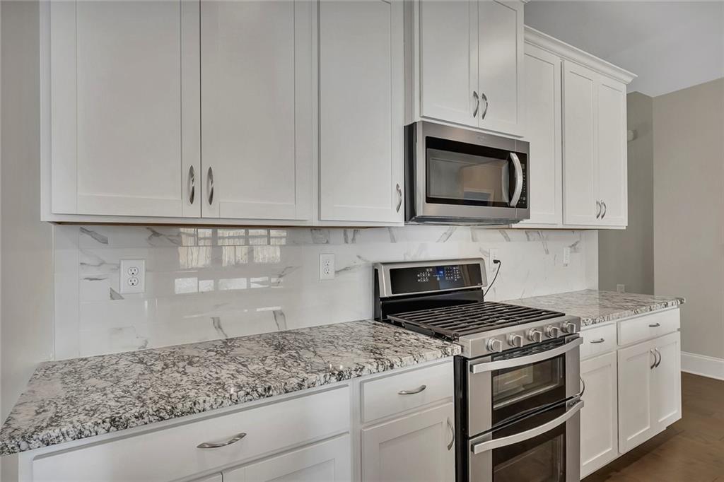 522 Bray Street Woodstock, GA 30188 - Photo 11 of 55