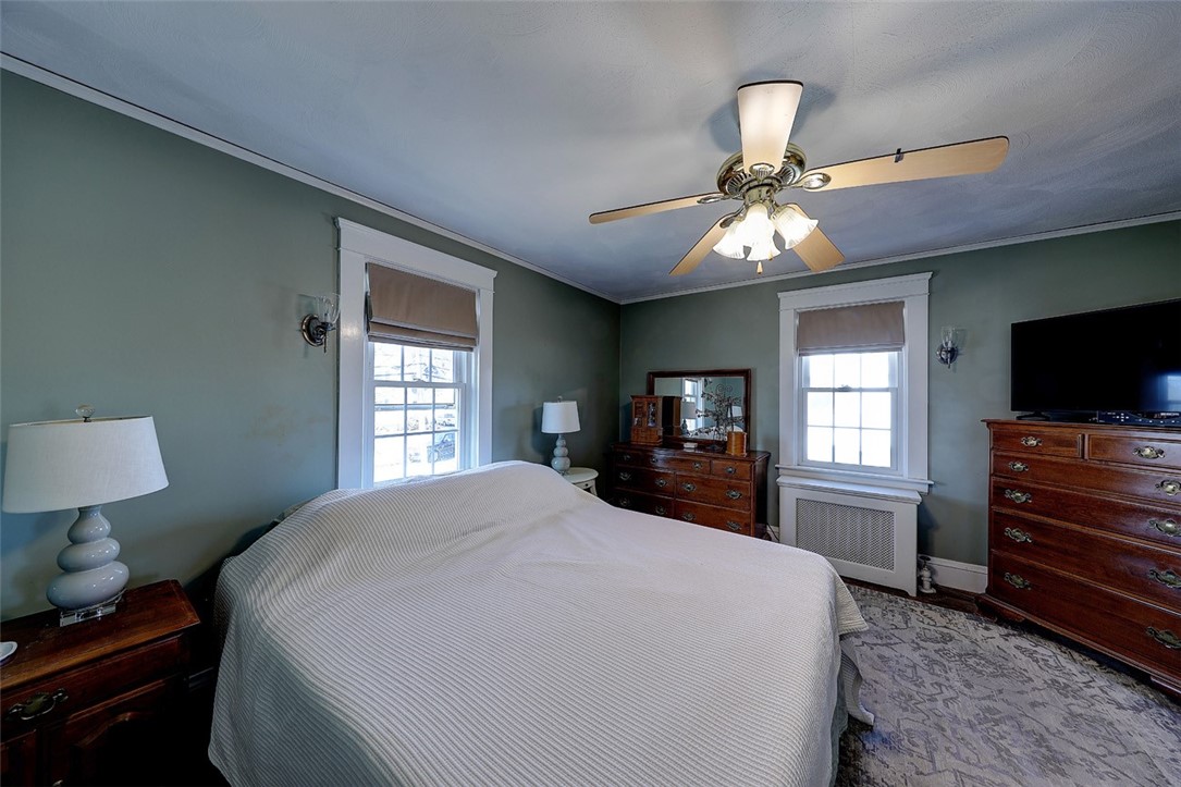 102 Lyndon Road Cranston, RI 02905 - Photo 20 of 27 Gallery Image 20