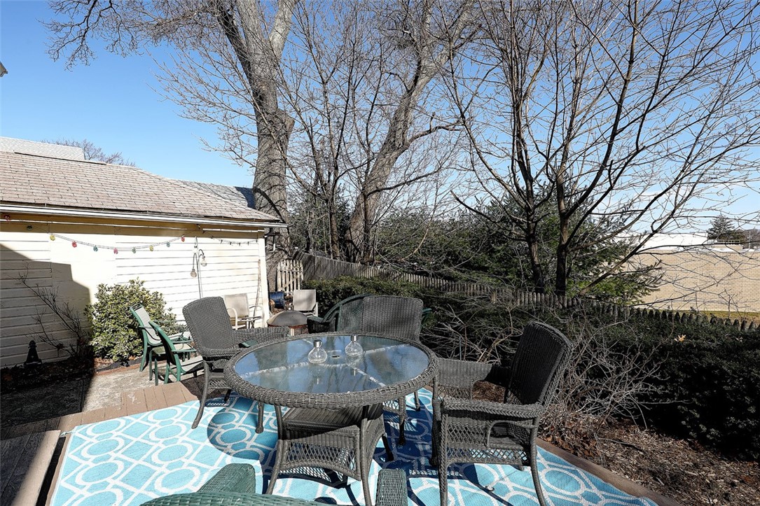 102 Lyndon Road Cranston, RI 02905 - Photo 25 of 27 Gallery Image 25