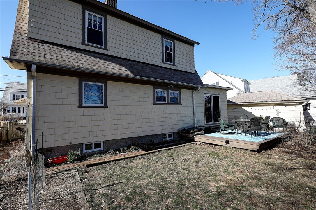 102 Lyndon Road Cranston, RI 02905 - Photo 27 of 27 Gallery Image 27