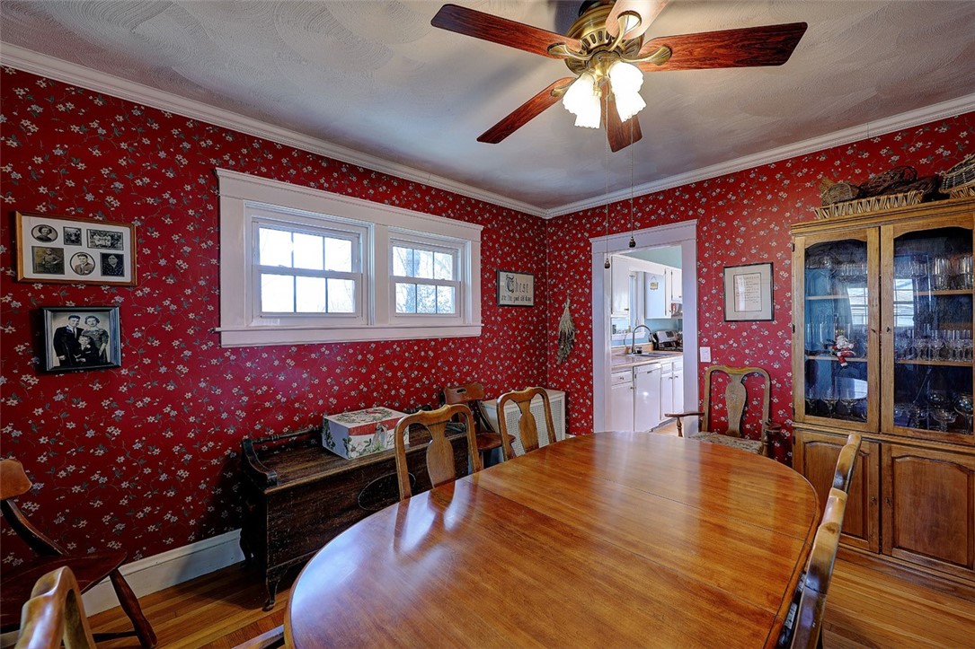 102 Lyndon Road Cranston, RI 02905 - Photo 10 of 27 Gallery Image 10