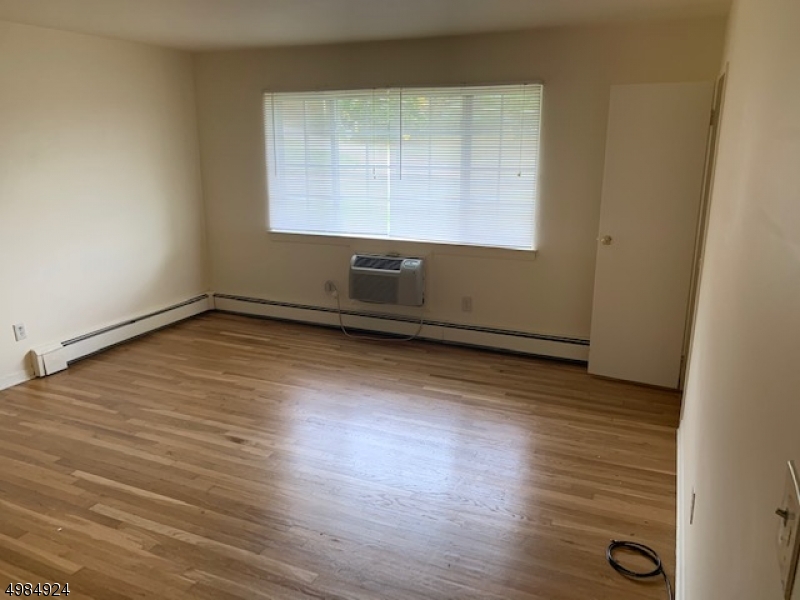 4 Swartswood Road, Unit C Newton, NJ 07860 - Photo 5 of 7