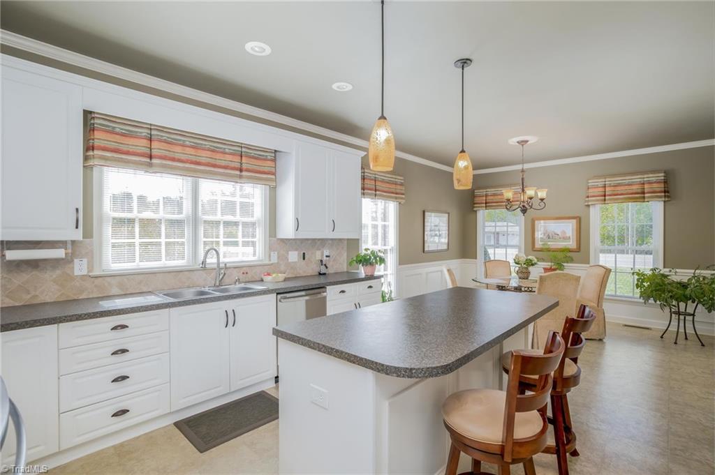 830 Hoover Road Lexington, NC 27295 - Photo 11 of 43 Gallery Image 11