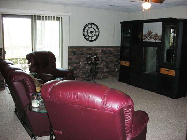 9611 West Whittingham Point Mapleton, IL 61547 - Photo 11 of 15