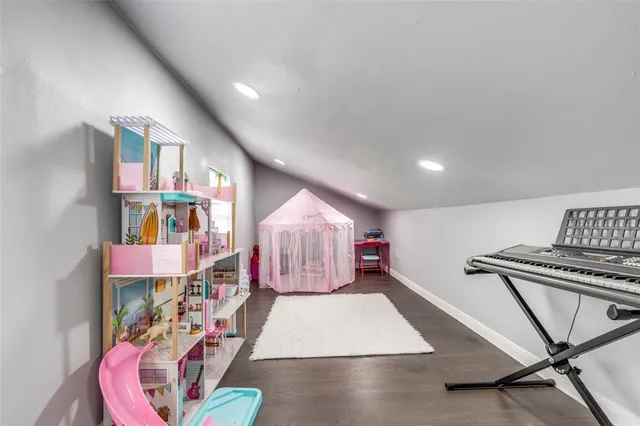 $255,000 | 605 South Remington Drive, Angleton, TX 77515