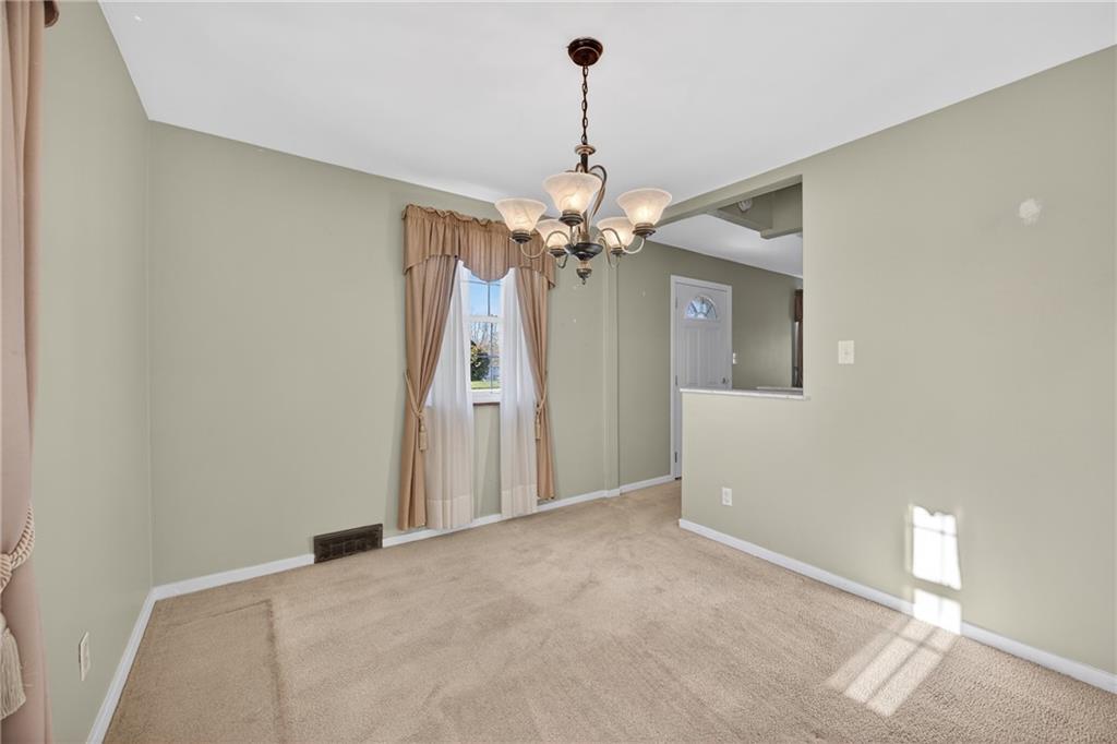 3553 Oakleaf Road Pittsburgh, PA 15227 - Photo 6 of 33 Dining room.
