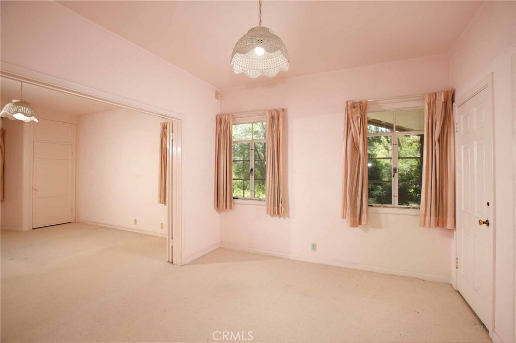 1075 Pine Oak Lane Pasadena, CA 91105 - Photo 25 of 50