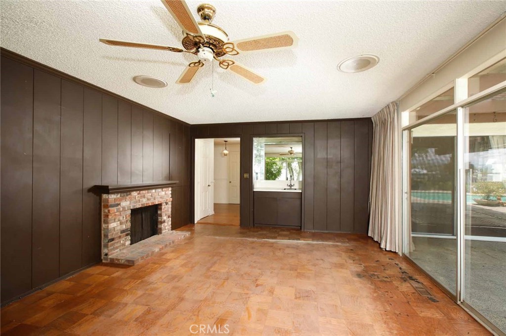 1075 Pine Oak Lane Pasadena, CA 91105 - Photo 10 of 50