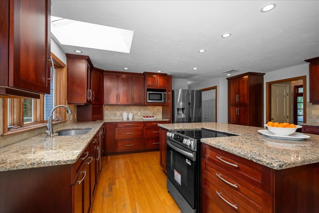 2 Fawcett Orchard Road Northborough, MA 01532 - Photo 6 of 42
