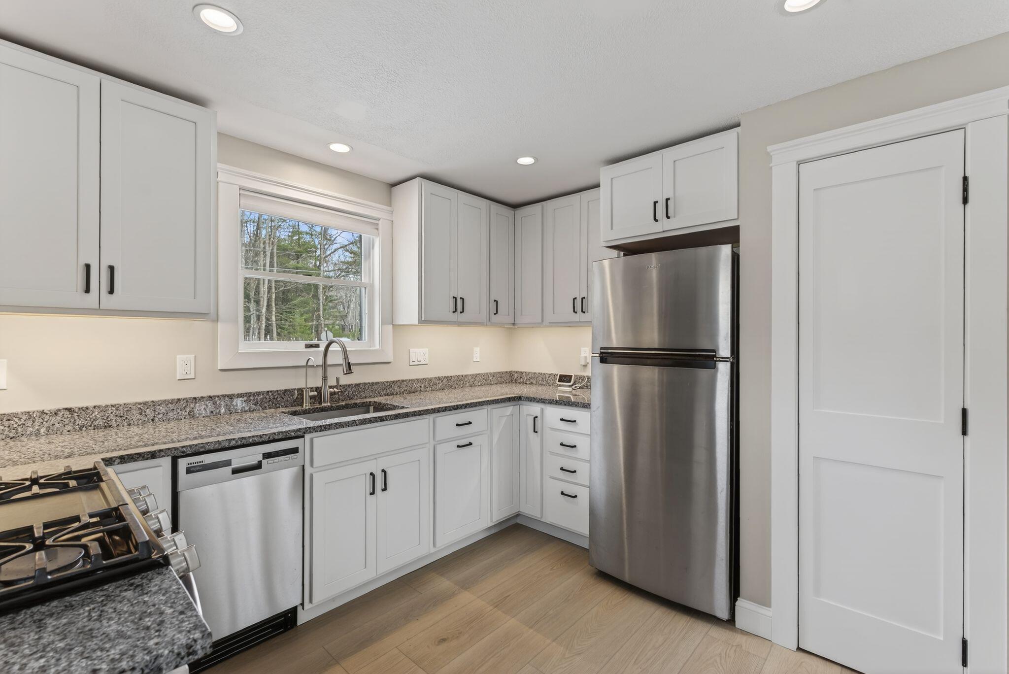 95 Baston Road North Yarmouth, ME 04097 - Photo 3 of 23 Stainless Steel Appliances