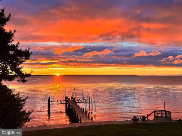 $750,000 | 162 Shore Drive, Colonial Beach, VA 22443