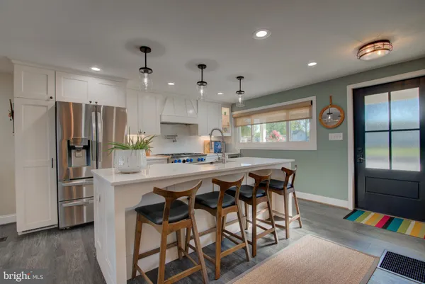 $750,000 | 162 Shore Drive, Colonial Beach, VA 22443