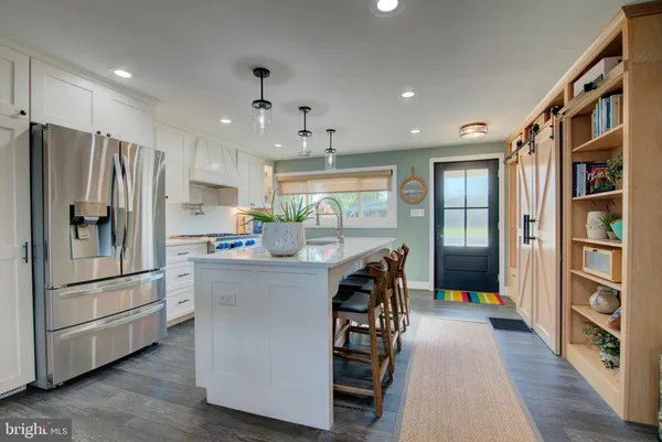 $750,000 | 162 Shore Drive, Colonial Beach, VA 22443