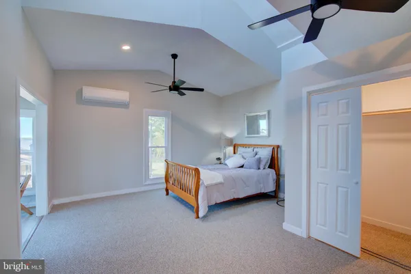 $750,000 | 162 Shore Drive, Colonial Beach, VA 22443