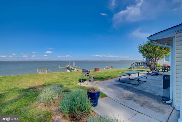 $750,000 | 162 Shore Drive, Colonial Beach, VA 22443
