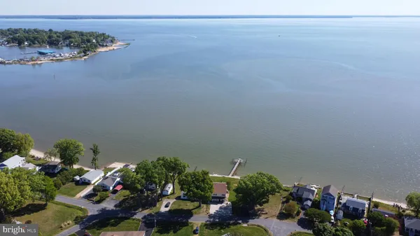 $750,000 | 162 Shore Drive, Colonial Beach, VA 22443