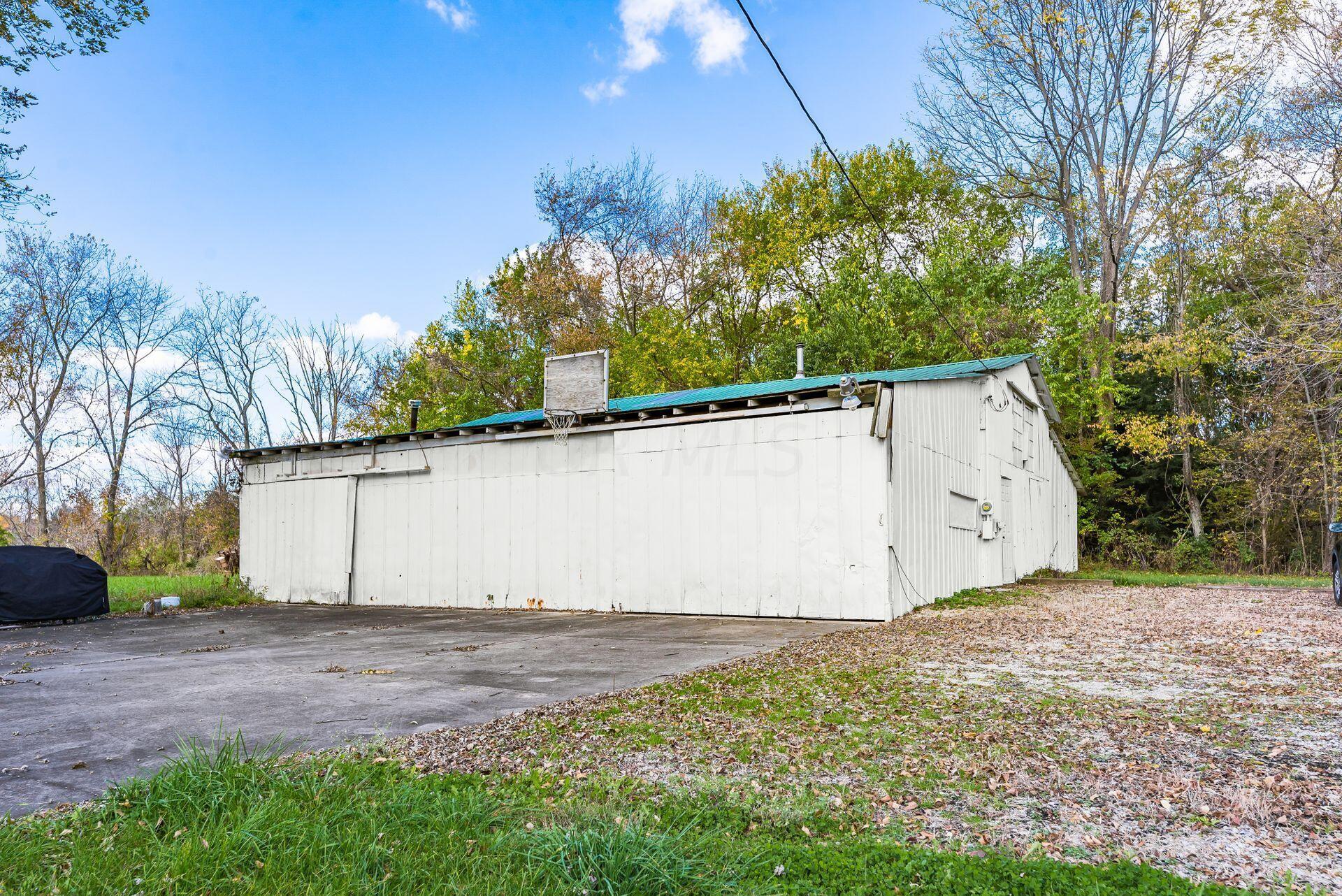 12475 Mauger Road Northwest Baltimore, OH 43105 - Photo 4 of 37 Gallery Image 4