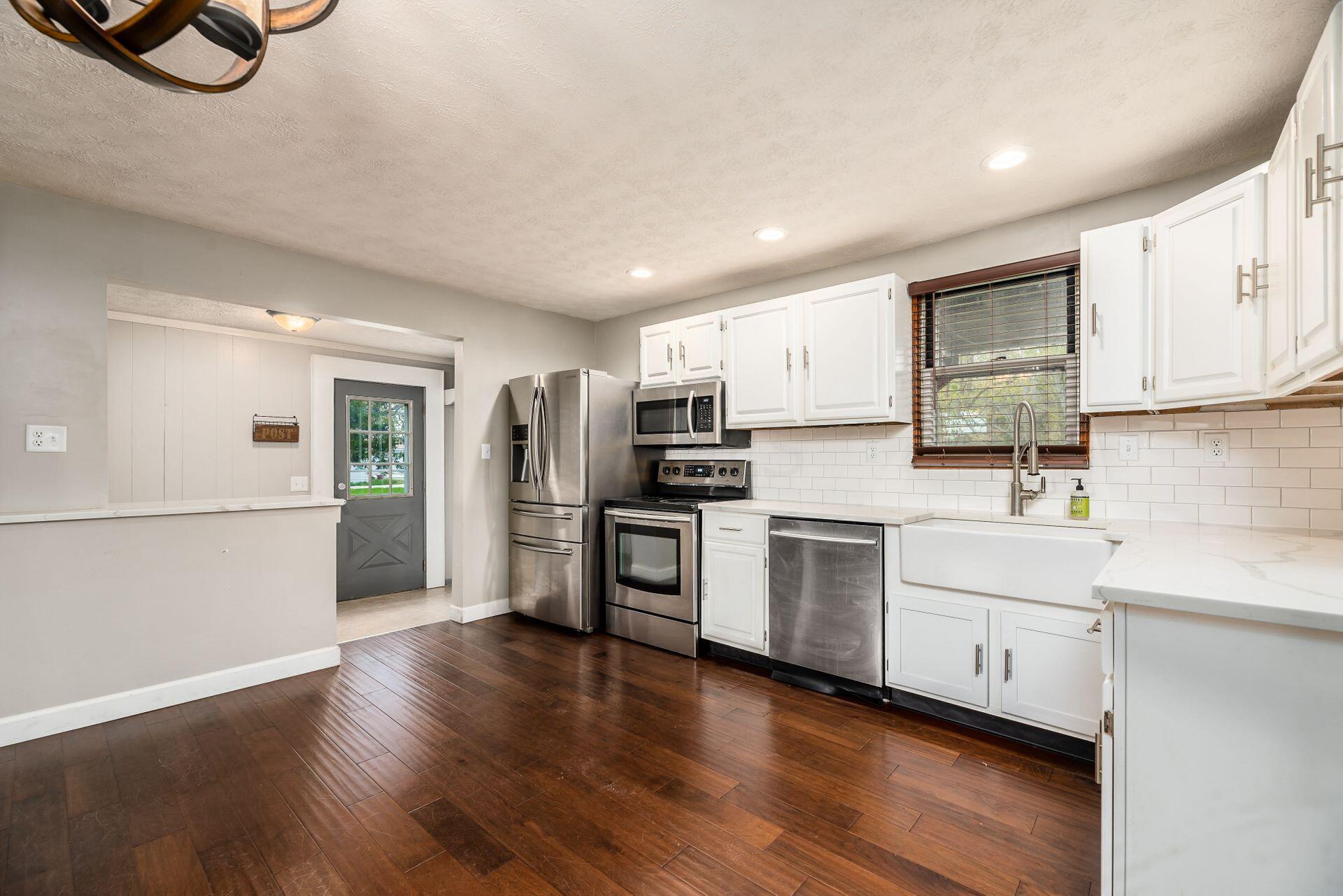 12475 Mauger Road Northwest Baltimore, OH 43105 - Photo 8 of 37 Gallery Image 8
