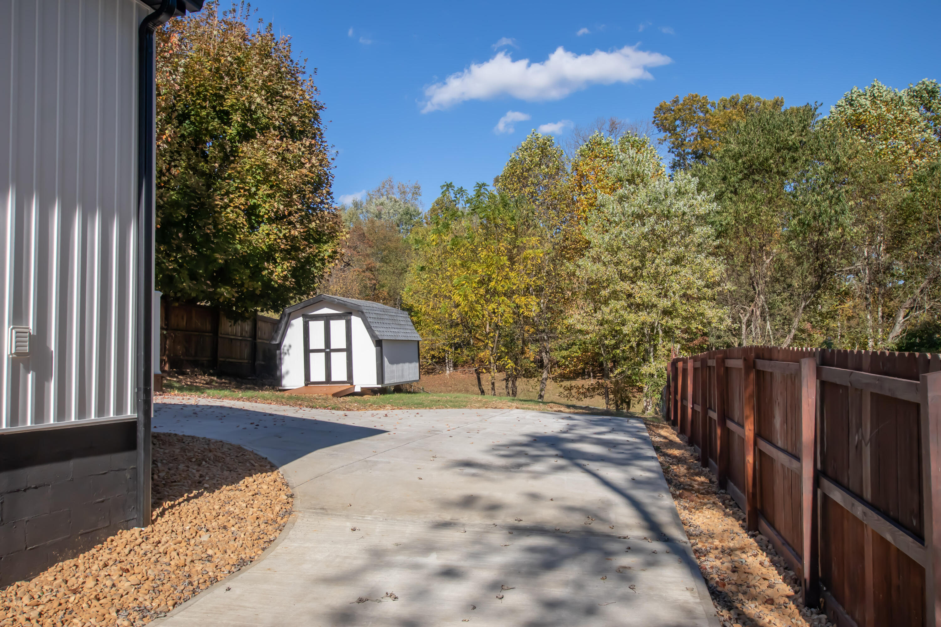 1491 East State Street Bristol, TN 37620 - Photo 28 of 35 E State-5