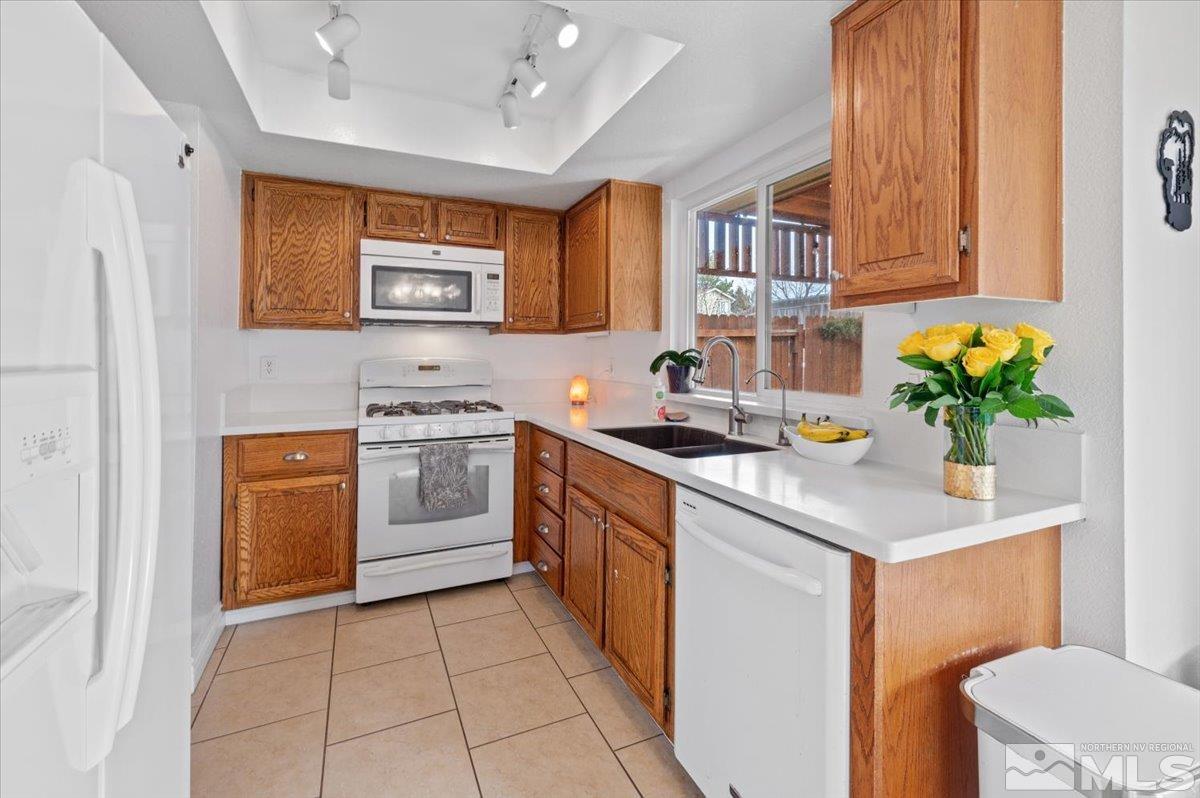 3472 Ridgecrest Drive Reno, NV 89512 - Photo 8 of 32 Photo 8