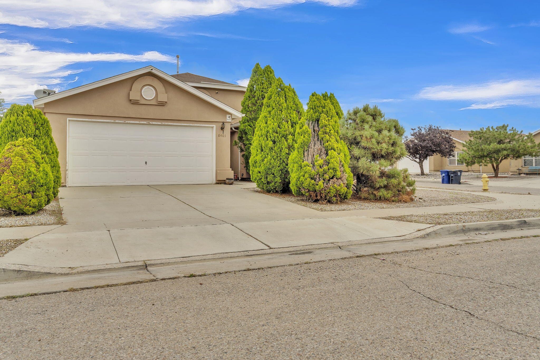 8401 Spring Sage Road Southwest Albuquerque, NM 87121 - Photo 2 of 37 Gallery Image 2