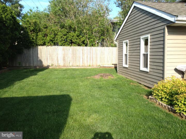 15 Tinder Road Levittown, PA 19056 - Photo 21 of 21 Exterior Back