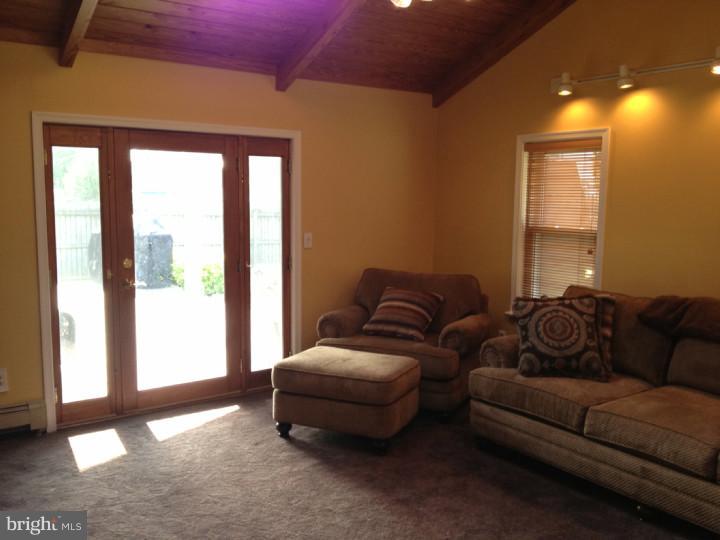 15 Tinder Road Levittown, PA 19056 - Photo 7 of 21 Family Room