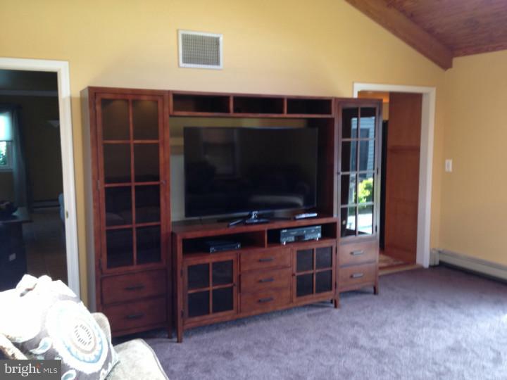15 Tinder Road Levittown, PA 19056 - Photo 10 of 21 Family Room