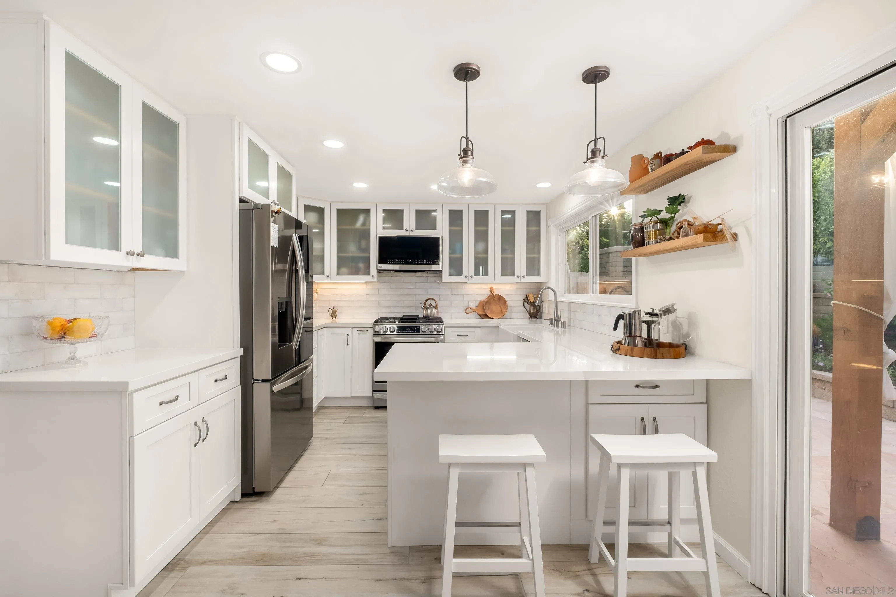 9140 Inverness Road Santee, CA 92071 - Photo 8 of 44 Gallery Image 8