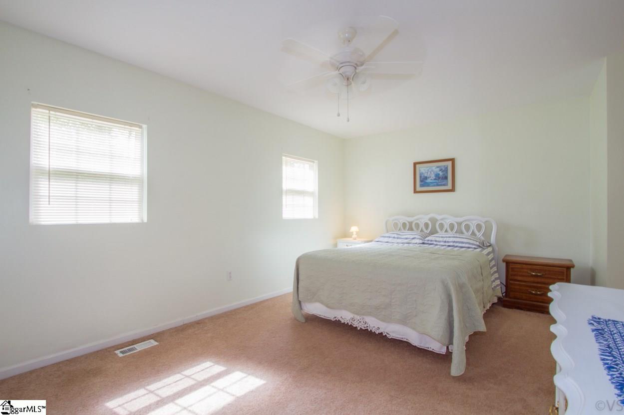 333 Jamestown Road Easley, SC 29640 - Photo 15 of 36