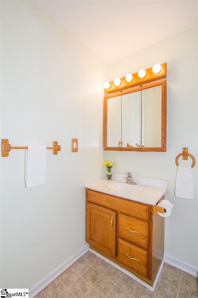 333 Jamestown Road Easley, SC 29640 - Photo 19 of 36