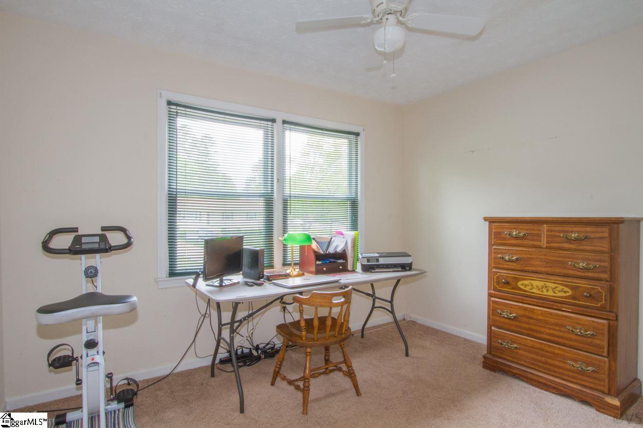 333 Jamestown Road Easley, SC 29640 - Photo 21 of 36