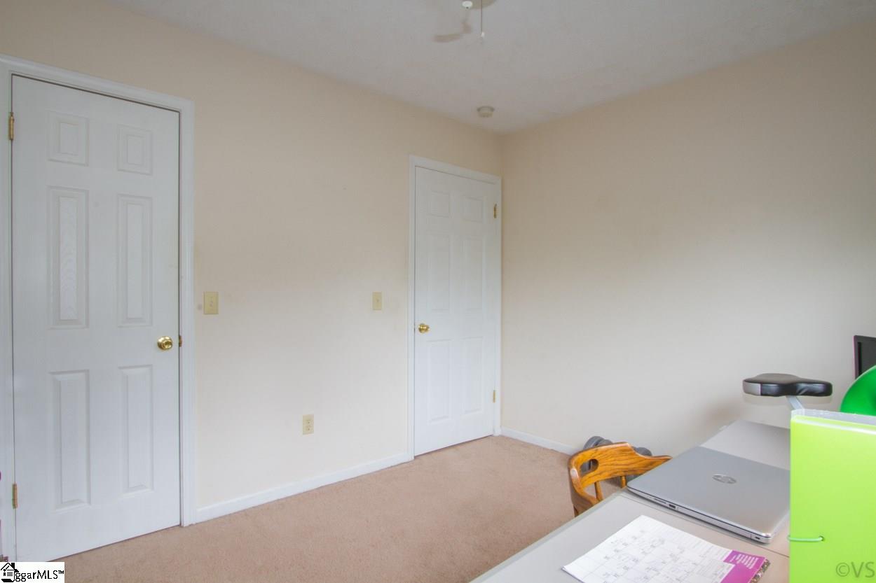 333 Jamestown Road Easley, SC 29640 - Photo 22 of 36