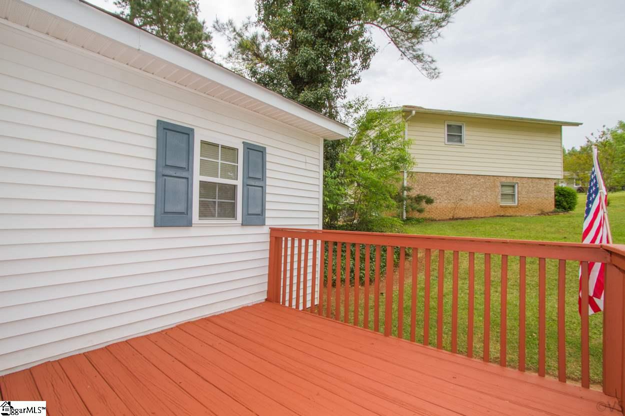 333 Jamestown Road Easley, SC 29640 - Photo 29 of 36