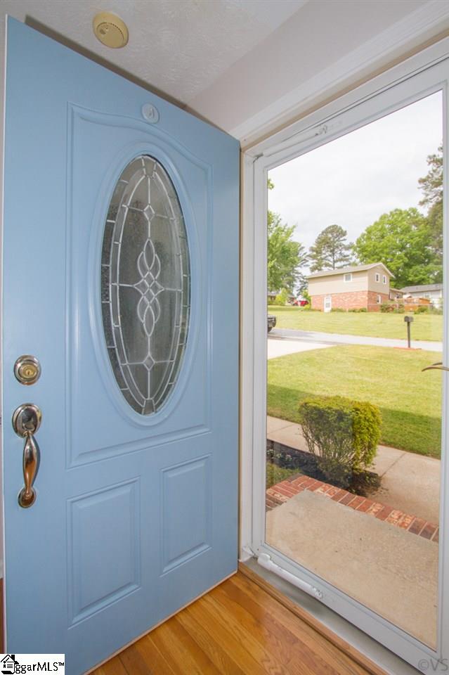 333 Jamestown Road Easley, SC 29640 - Photo 5 of 36