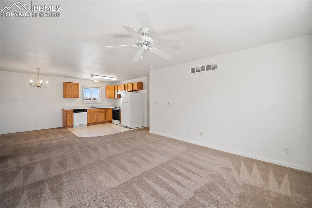 4400 Rawhide Road, Unit 138 Pueblo, CO 81008 - Photo 9 of 31