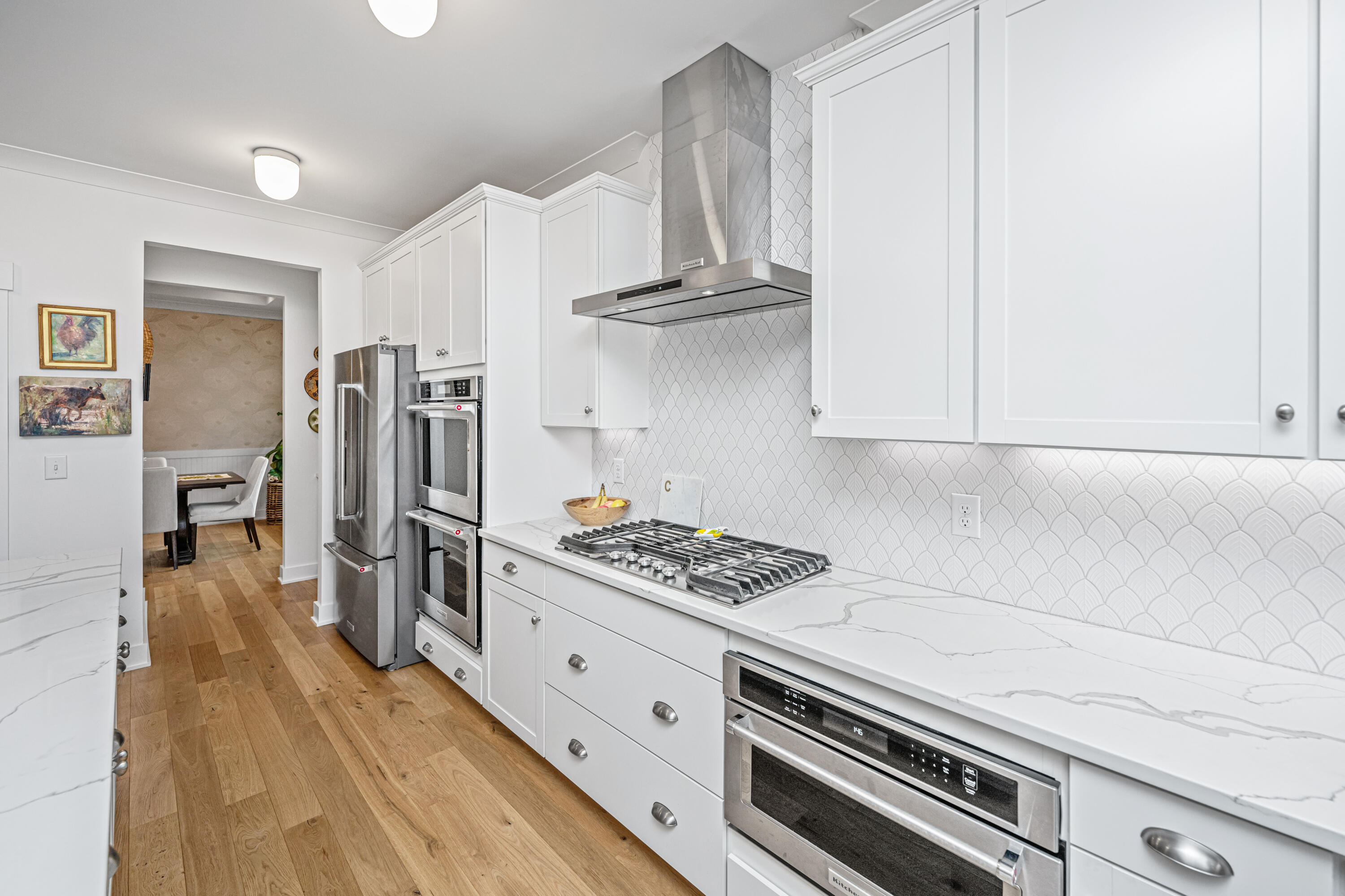 1258 Gannett Road Mount Pleasant, SC 29464 - Photo 19 of 43 Beautiful Tiled Backsplash