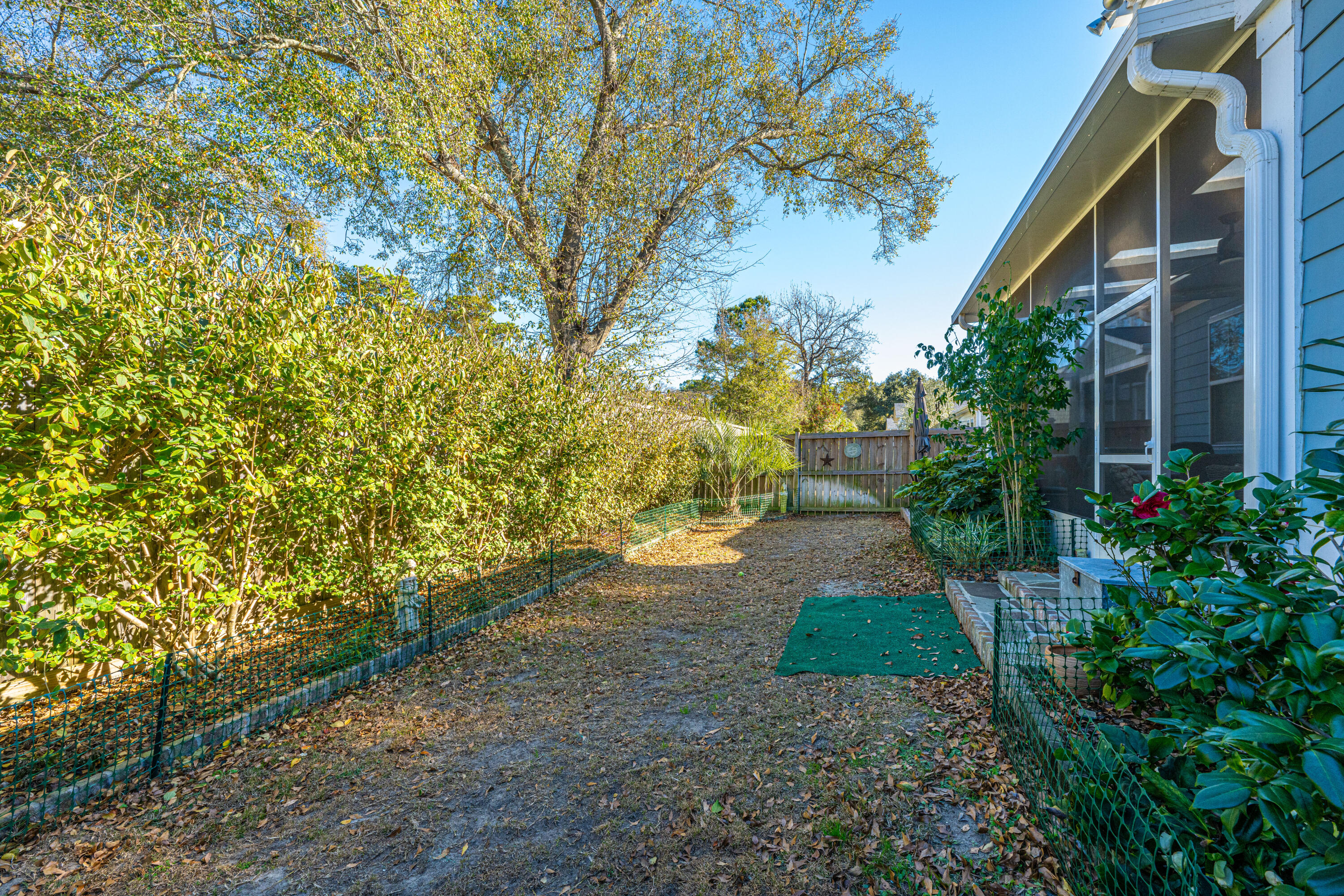 1258 Gannett Road Mount Pleasant, SC 29464 - Photo 39 of 43 Easy To Maintain