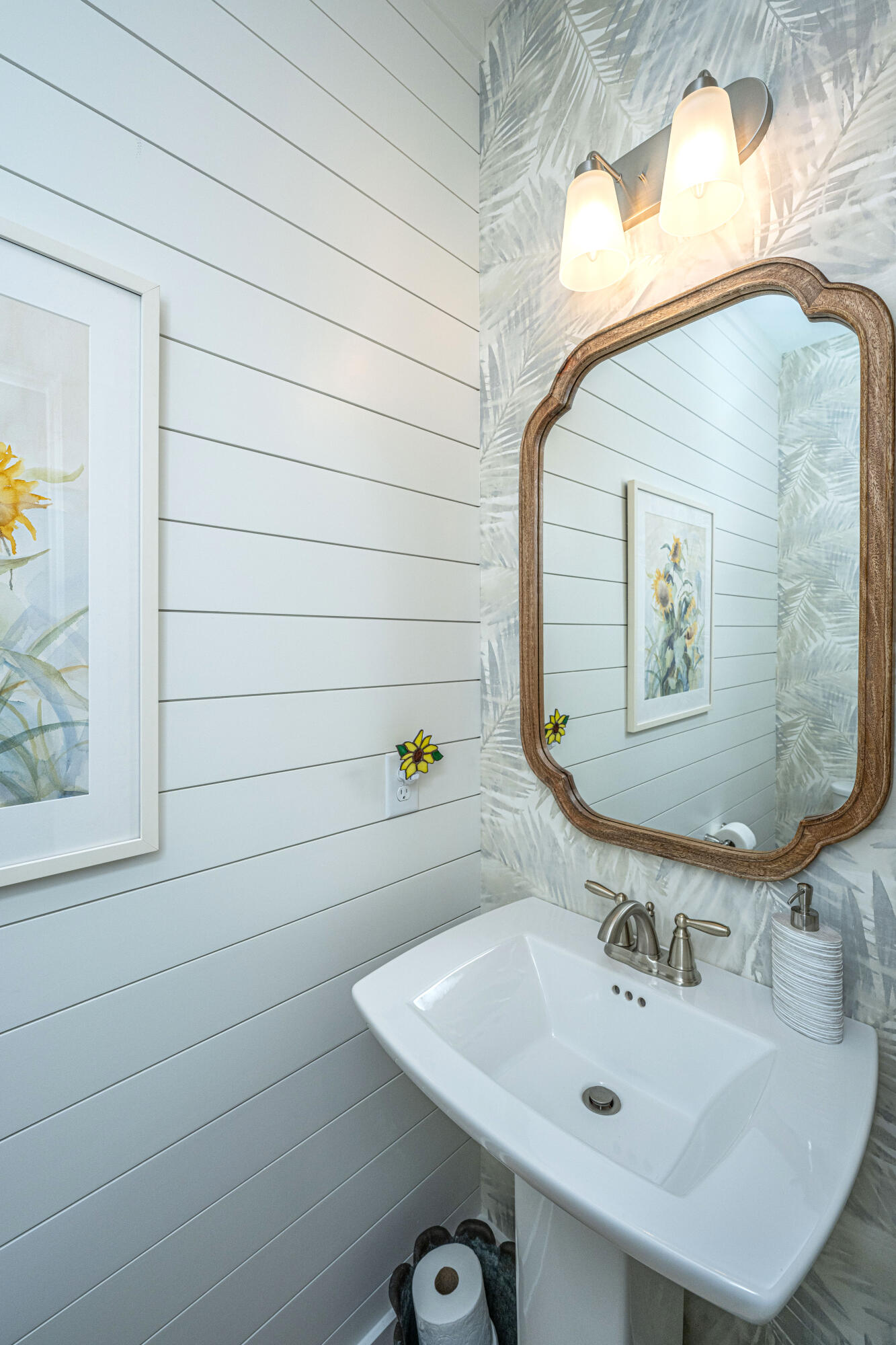 1258 Gannett Road Mount Pleasant, SC 29464 - Photo 6 of 43 Half Bath