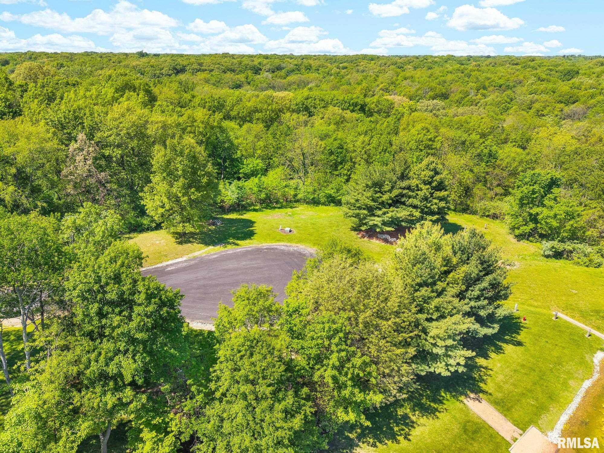 South Walnut Point Drive Mapleton, IL 61547 - Photo 3 of 48